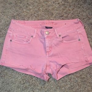 Low-Rise Jean Shorts American Eagle